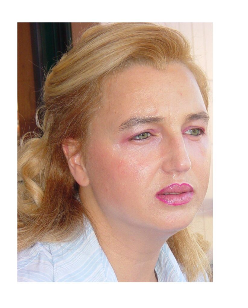 This image has an empty alt attribute; its file name is eva-822x1024.jpg